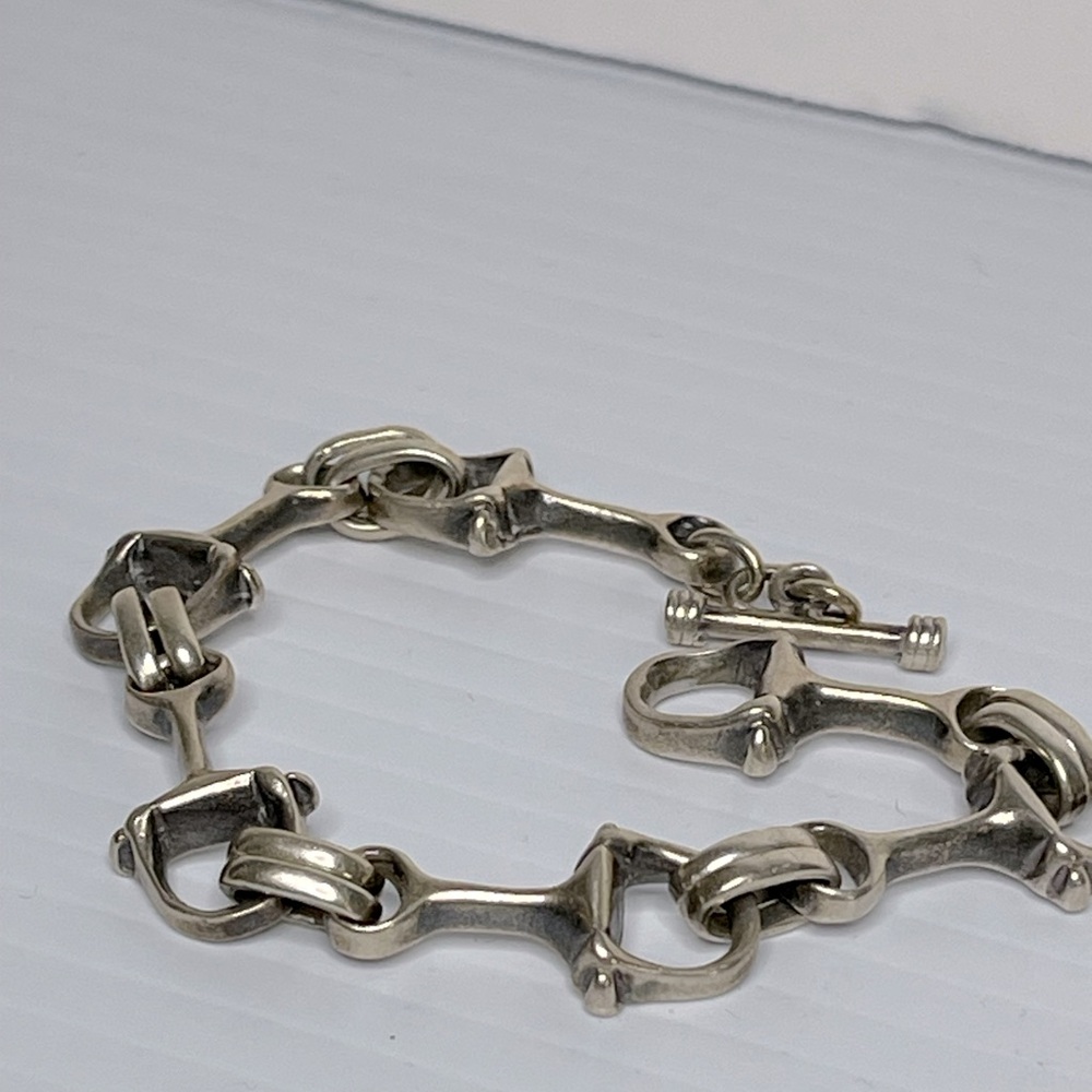 Sterling silver bracelet with toggle.